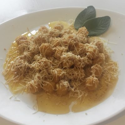 Gnocchi di zucca con ricotta affumicata