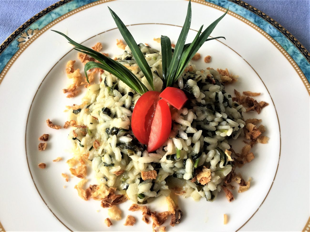 Risotto con silene e granella di cipolla