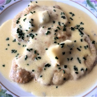 Scaloppine-al-gorgonzola-con-erba-cipollina