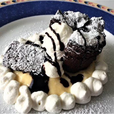 Tortino-al-cioccolato-con-panna