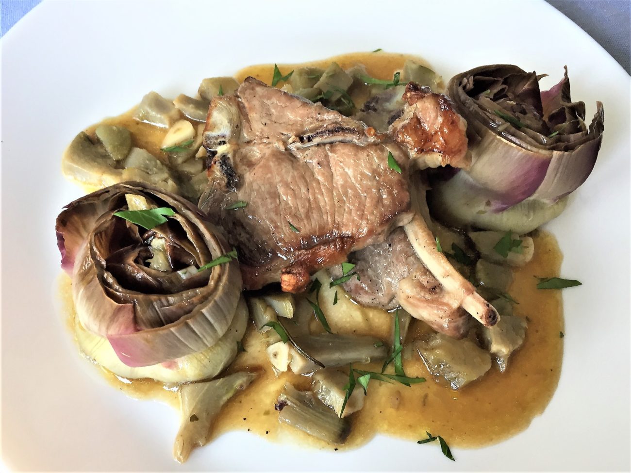 Carrè di agnello ai carciofi