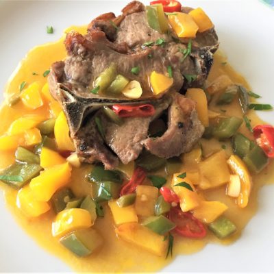 Lombata-di-agnello-ai -peperoni