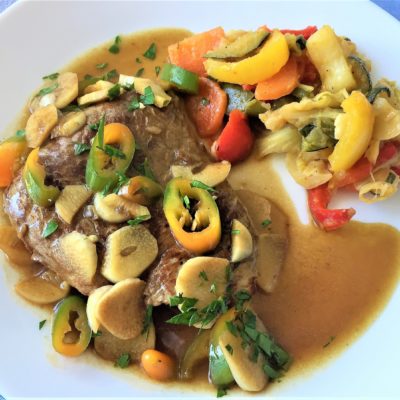 Filetto-di-manzo-con-aglio-e-peperoncino