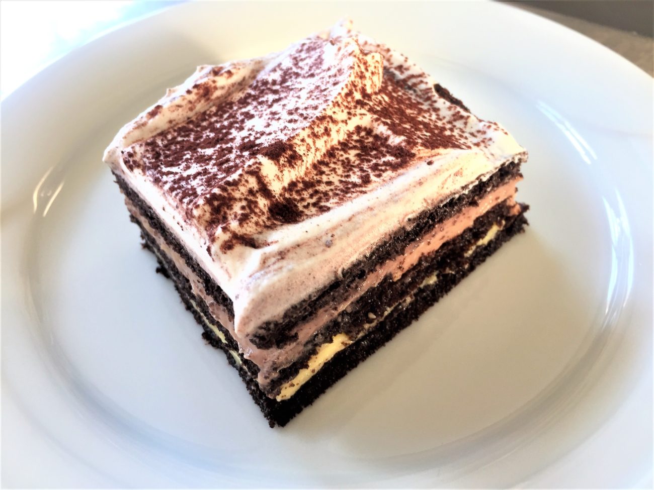 Brown torte