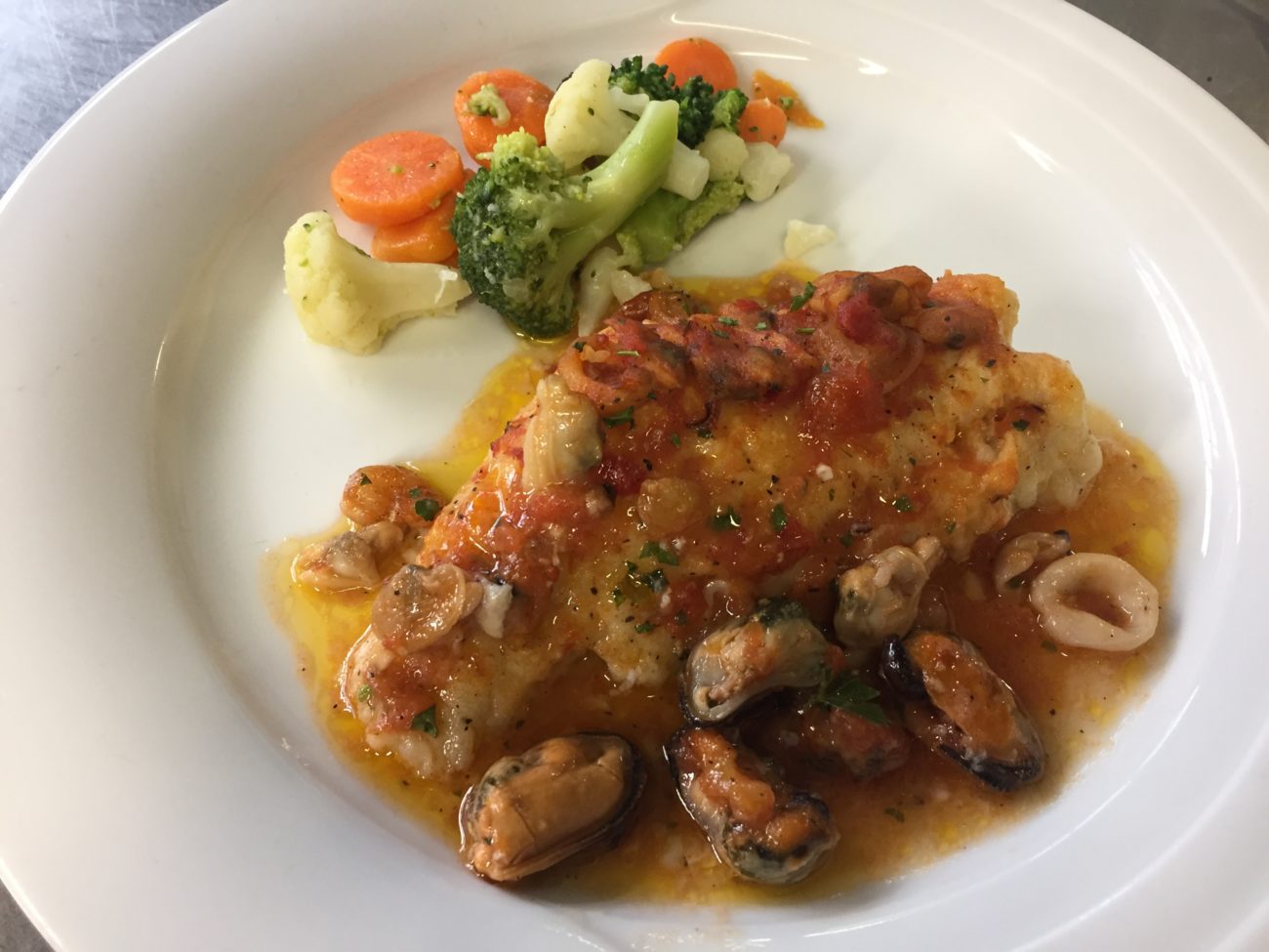 Filetto di scorfano ai frutti di mare