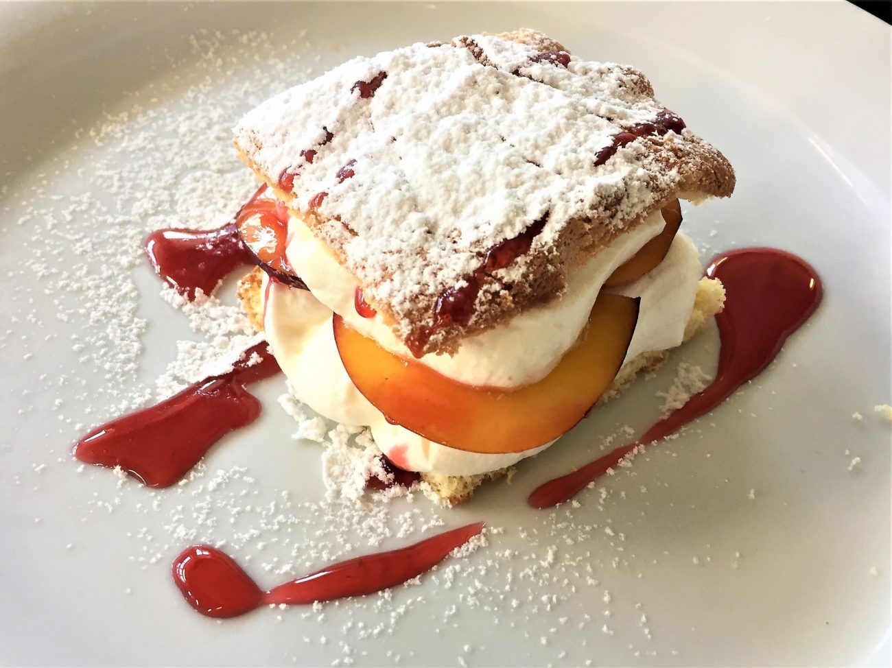 Tortino di pesca con crema