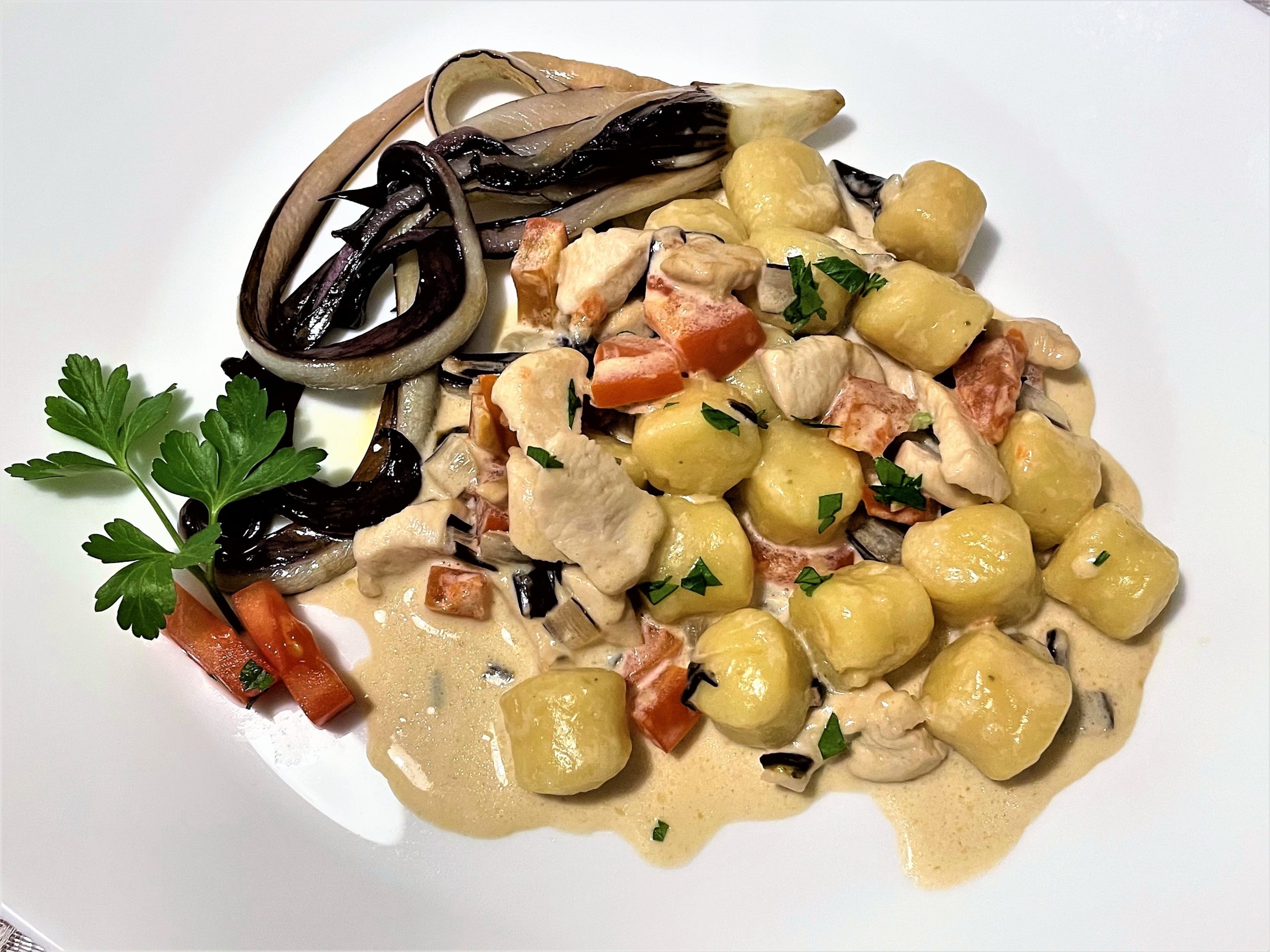 Ricetta di Gnocchi con pollo e radicchio - alberto-arienti.com
