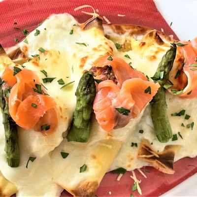 Crespelle-con-salmone-affumicato-e-asparagi