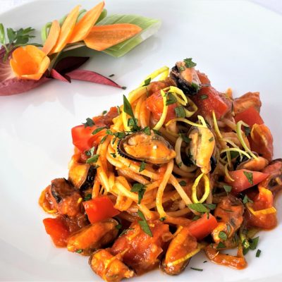 Spaghetti-con-cozze-e porro