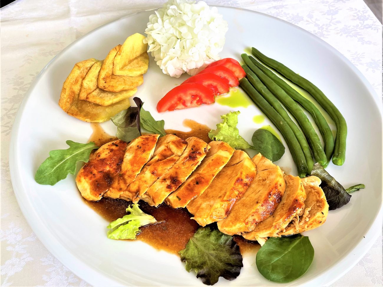 Tagliata di pollo con verdure
