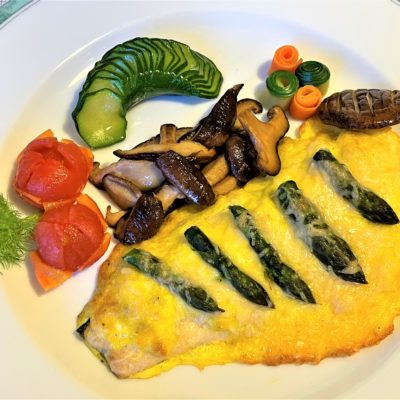 Filetto-di-trota-con-uova-e-asparagi