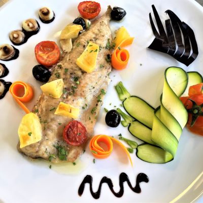 Filetto-di-sgombro-con-patate-e-olive