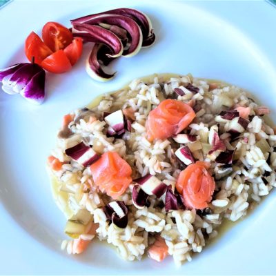 Risotto con radicchio trevisano e salmone affumicato