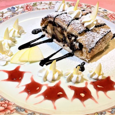 Strudel di mele con cioccolato