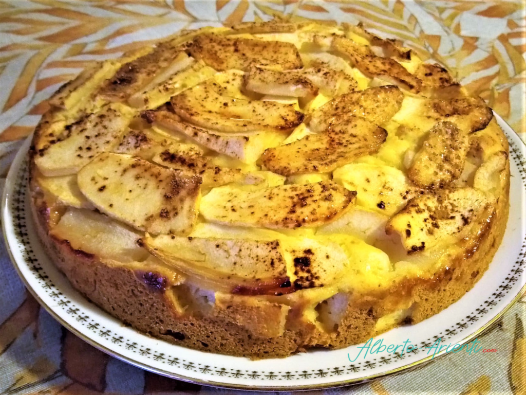 Ricetta di Torta di mele e cannella - alberto-arienti.com