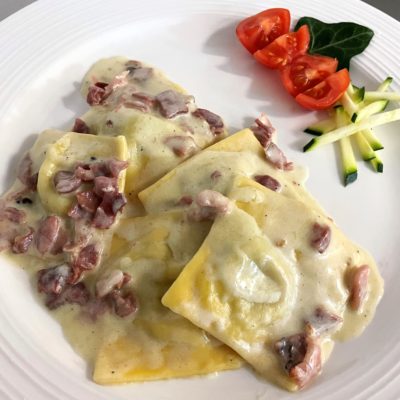 Ravioli-di-porro-allo-speck